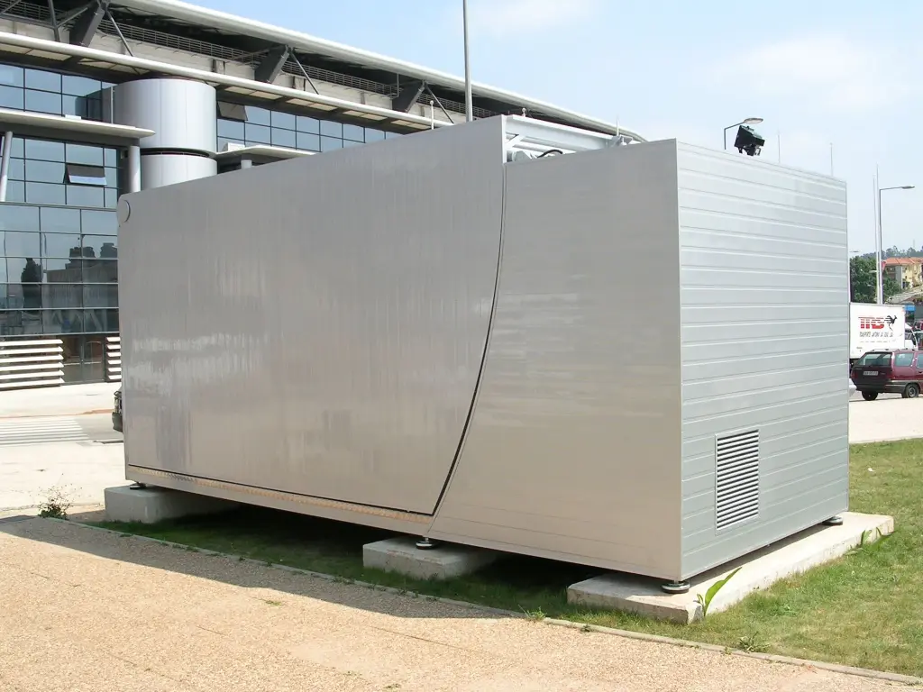 ESTEVA. COIMBRA STADIUM TICKET OFFICE 2004 (5) - copia.webp