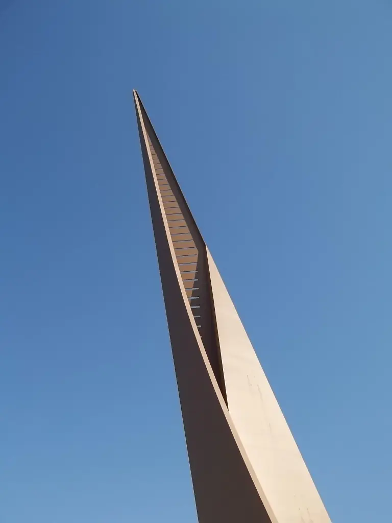 ESCULTURA SALOU (6).webp