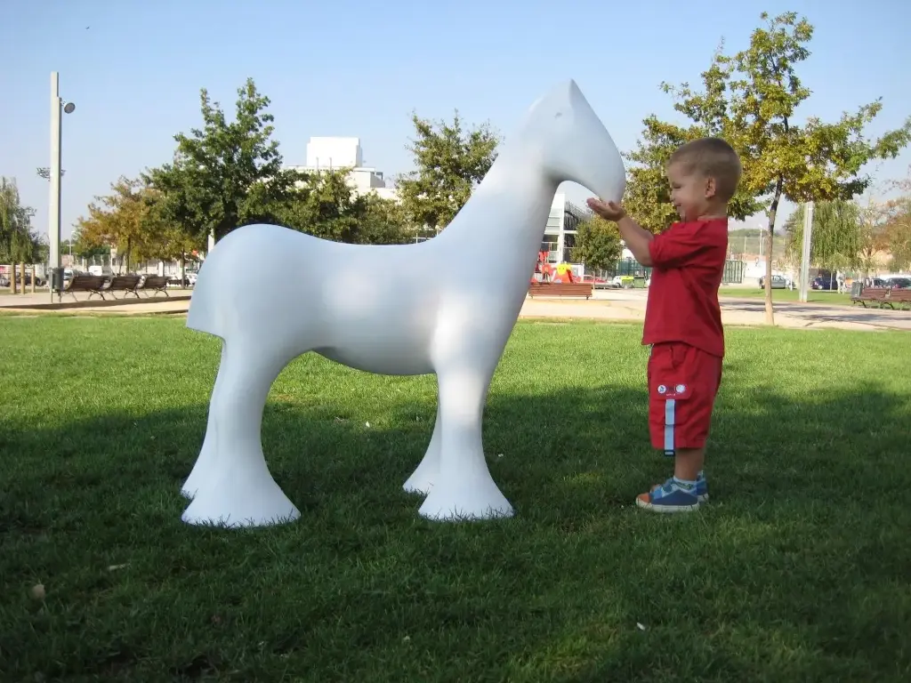 Trot – Jeu sculptural inclusif