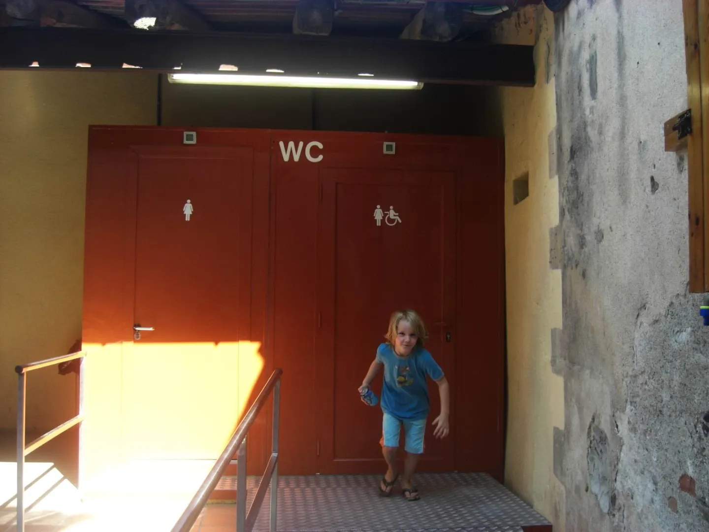 Toilettes publiques UNIVERSEL