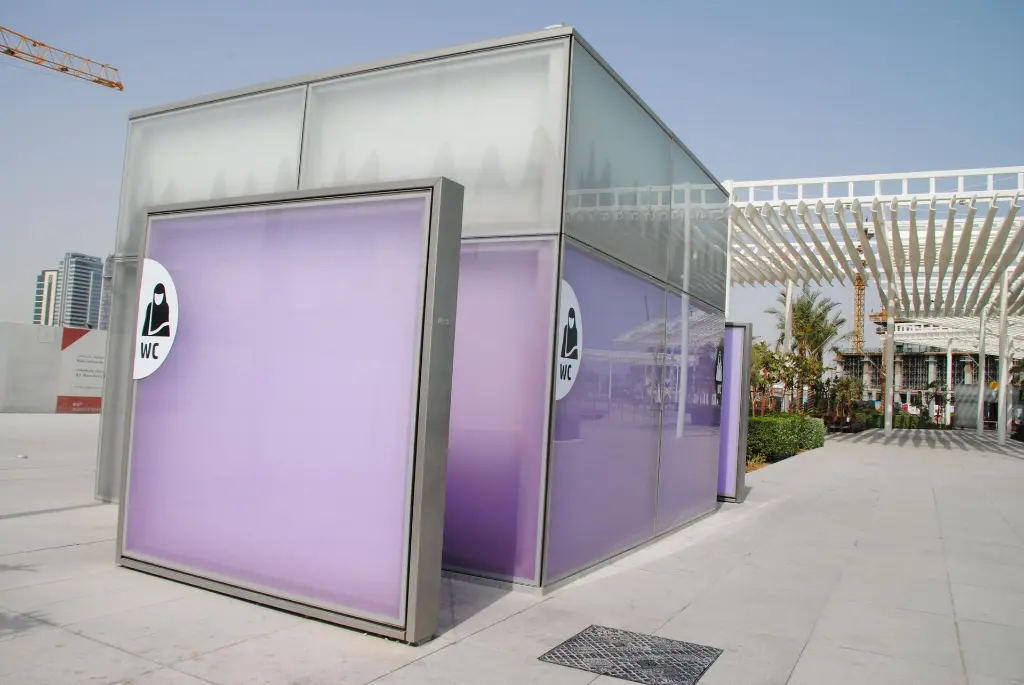 UNIVERSAL Public Restrooms